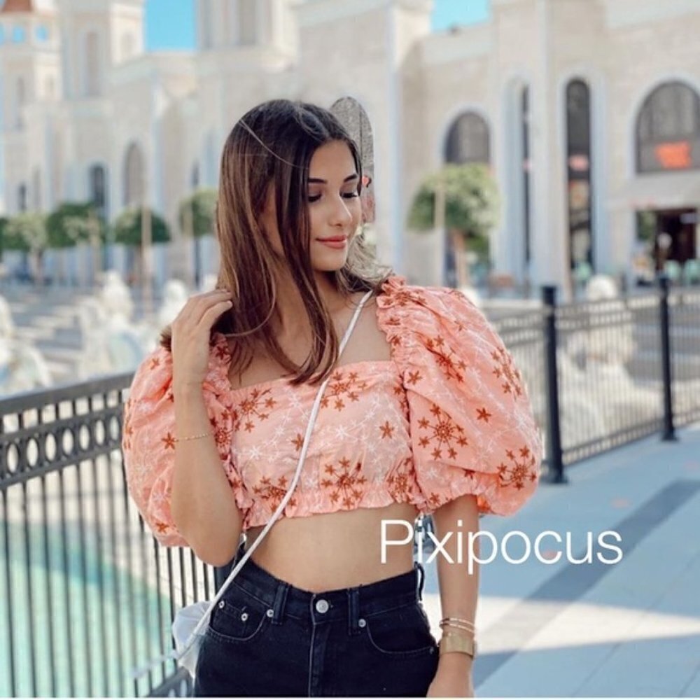 New Zara Embroidered Voluminous Puff Sleeve Cropped Top NWT Size Small - Picture 8 of 16